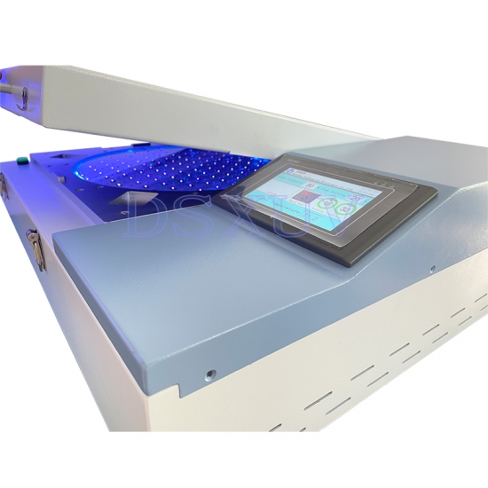 12 بوصة UV شريط الأشعة فوق البنفسجية آلة نظام المعالجة فصل فيلم الأشعة فوق البنفسجية من رقاقة رقاقة
